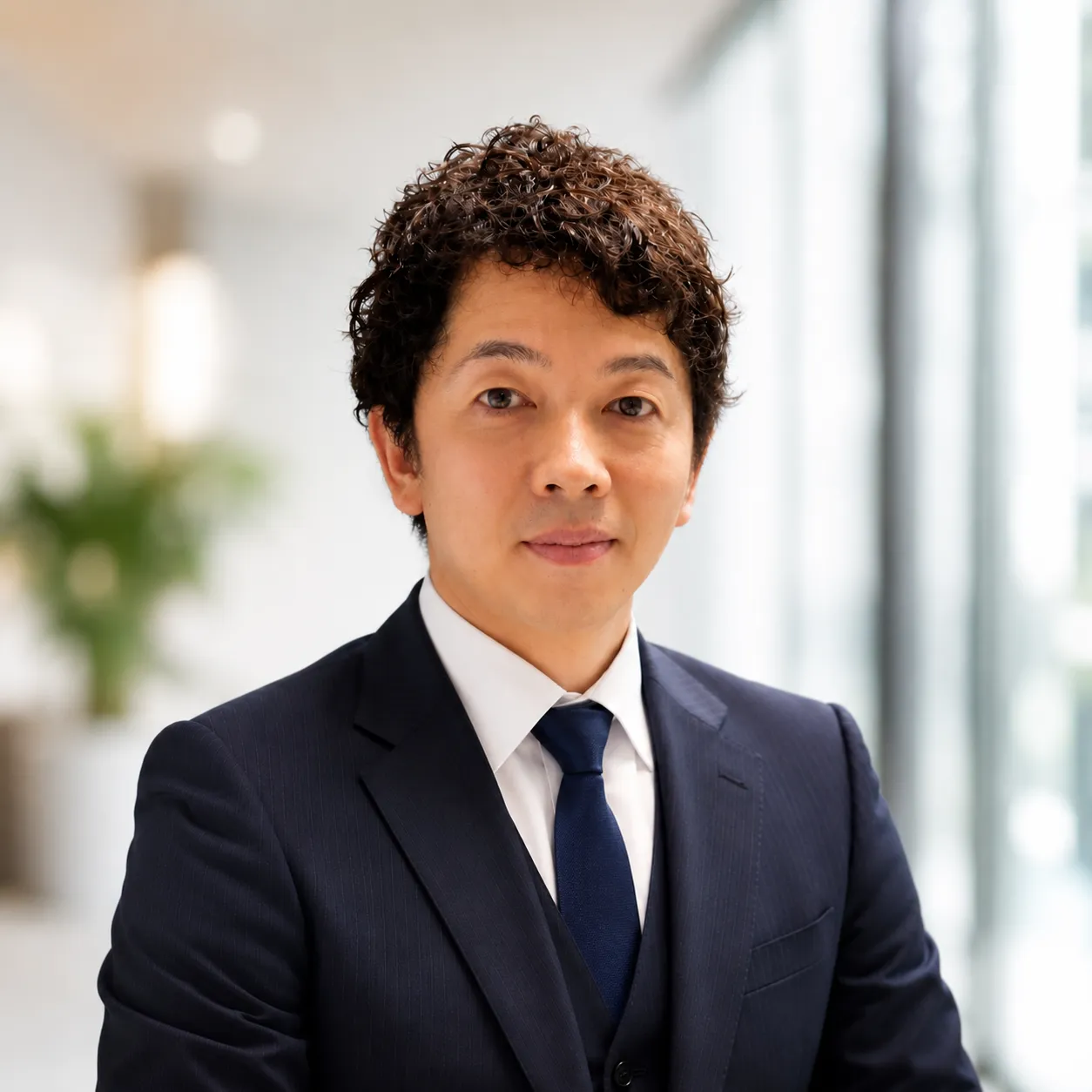 浮気調査の専門探偵｜総合探偵社R.A.D 代表 梅澤賢樹｜埼玉・川口市